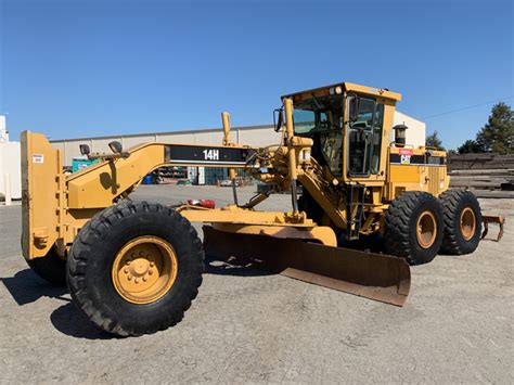 Craigslist buffalo heavy equipment - New Holland is a well-established, award-winning heavy equipment manufacturer. Under the scope of New Holland Agriculture, it produces iconic blue tractors and other land moving and farming equipment.